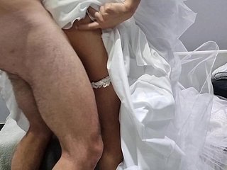 Cuckold watches wife's bridal unlit