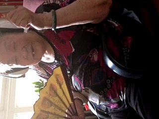 Chinese 70 year superannuated granny 1