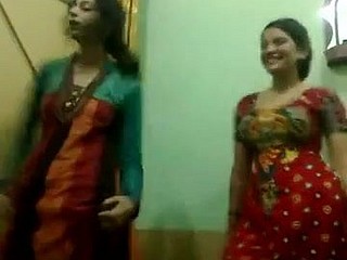 Pakistańska Hot NIE ciocie cieszyć się tańcem